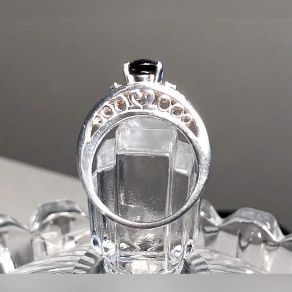 ❤️HP❤️Sterling Silver Blue Sapphire and White CZ’s Ring - Picture 7 of 10